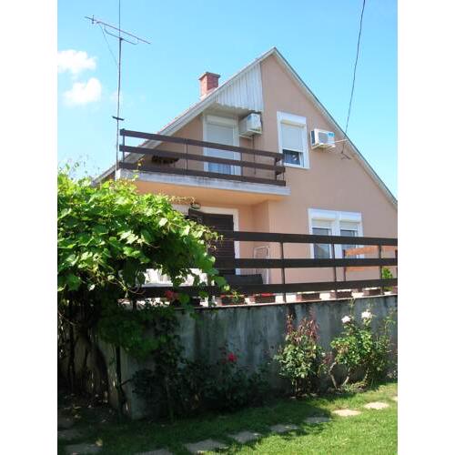 Bogi House