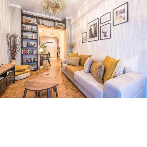 Bohemian Chic 1BR Apartment in the Heart of Athens