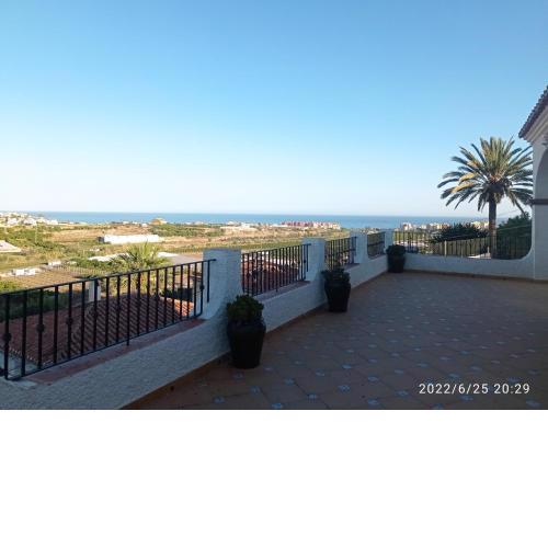 Bonitas vistas al mar y terrazas Villa Barbel