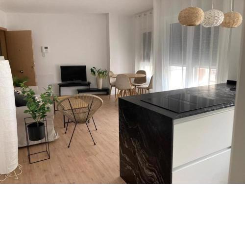 Bonito apartamento a estrenar con aire