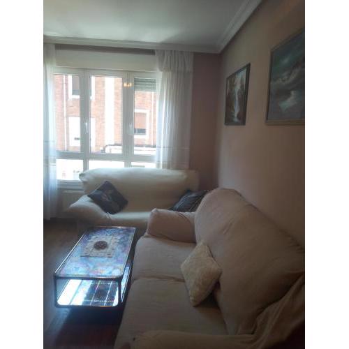 bonito apartamento en playa gijon