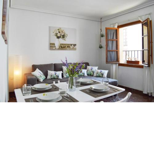 Bonito apartamento junto al palacio de Viana