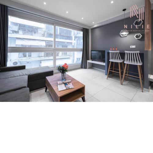 Bonsai, Nilie Hospitality MGMT