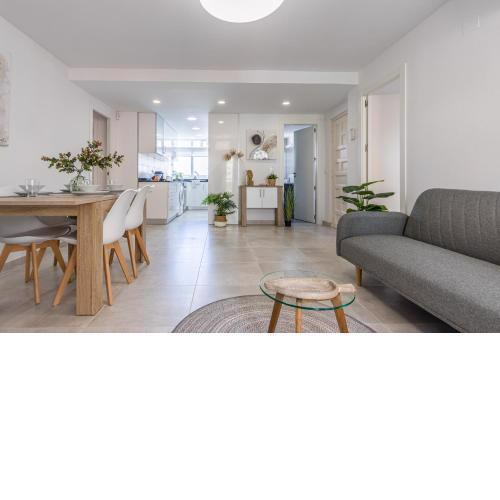 BOOOOM!!! Apartment with Swimming Pool