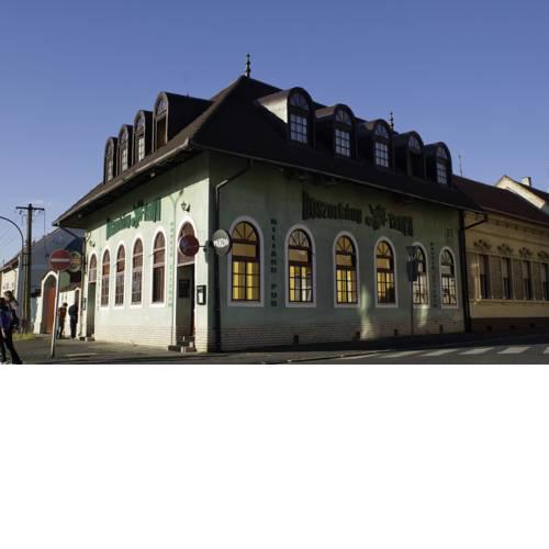 Boszorkány Tanya Étterem És Panzió