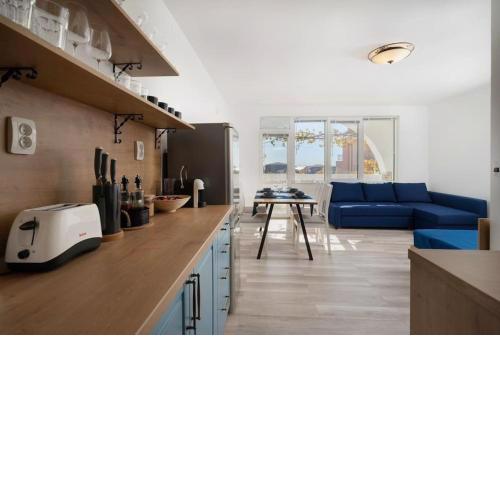 Boutique Blue Apartment
