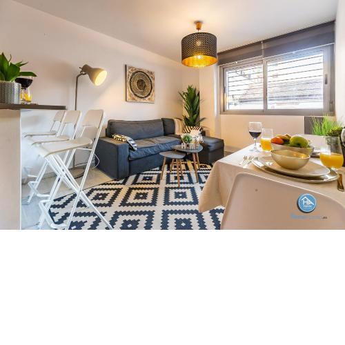 Boutique Carlos Haya Malaga Apartment with parking