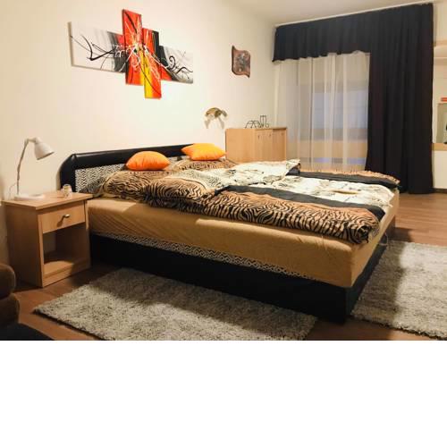 Boutique Chic Studio