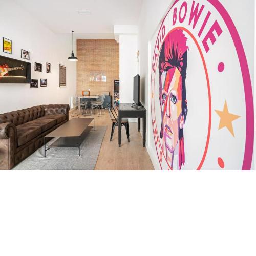 Bowie House - Madrid River-A-SALVAD