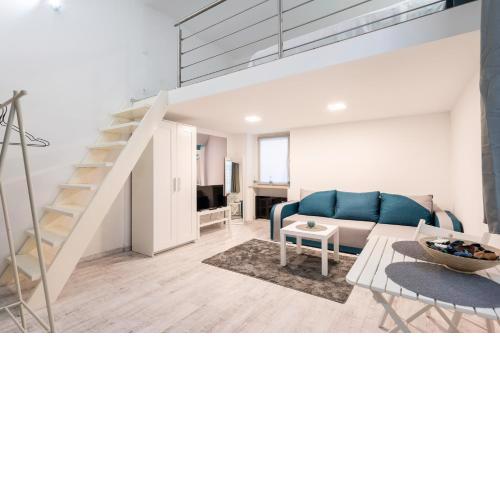 BpR Art Room Apartment