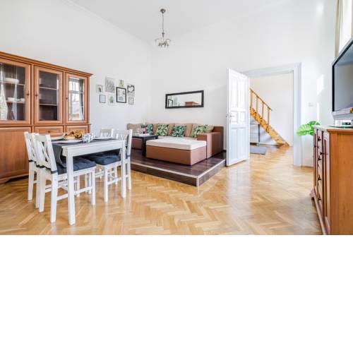 BpR Botanical Design Apartment with A/C