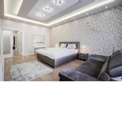BpR Ethereal Panoramic Suite with A/C & balcony