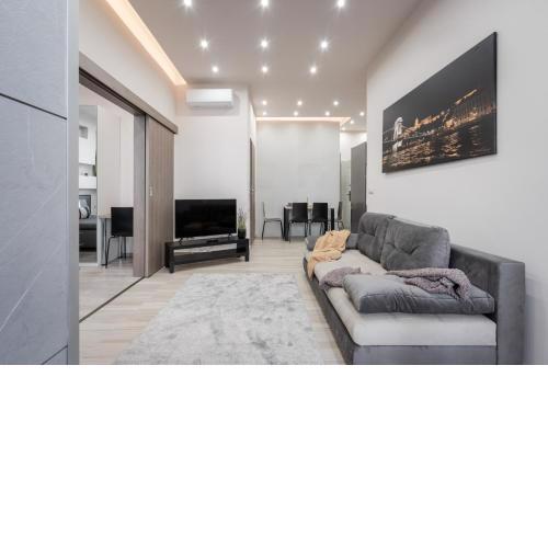 BpR Galaxy Apartments