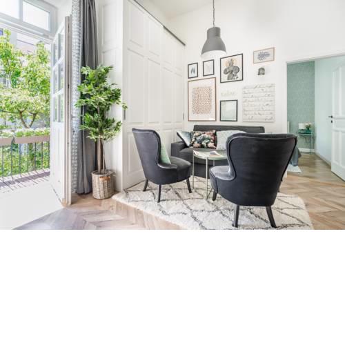 BpR King Street Vintage Design Home with A/C