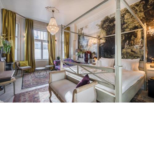 BpR Violet Noir Apartment with A/C