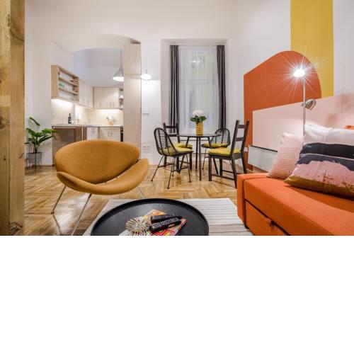 BpR YOUTHFUL Studio Apartment with Terrace