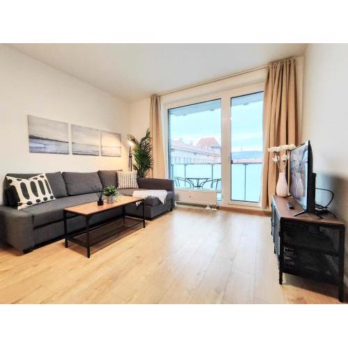Brand new - FREE parking - balcony with city VIEW - Central shopping mall