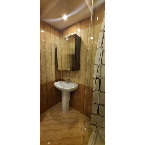 Brand new 1 bedroom sea view