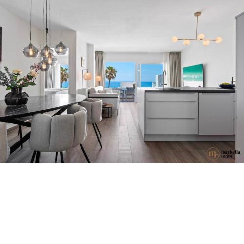 Brand New Beachfront Apartment Miraflores Playa