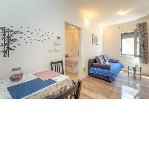 Brand New, Charming Apartment Solitudo