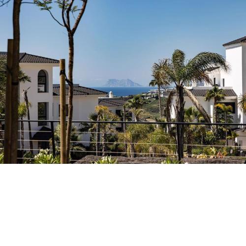 Brand New Gorgeous 2 Bed Apartment at Estepona Hills!