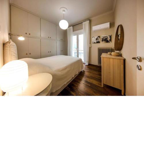 Brand new Modern Apartment with satellite TV