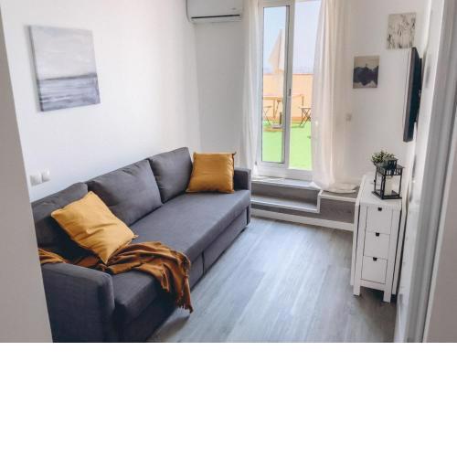 Brand NEW RENOVATED apartment with AMAZING TERRACE