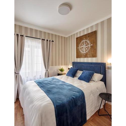 "Breeze" Aparthotel by Parrot`s House