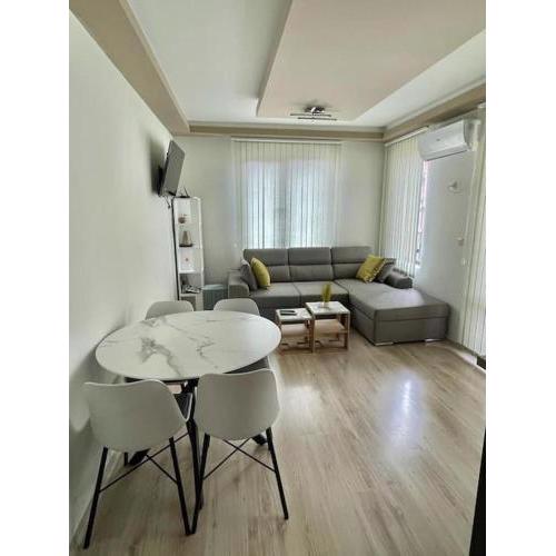 Breeze apartment