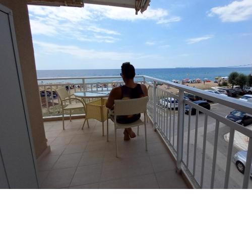 Breeze Welcome Stay Holidays Private Apartment Chalkidiki - Front to the sea