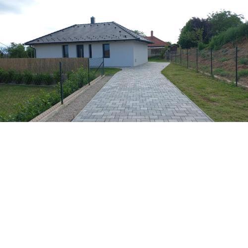 Bridgiet Home Apartman