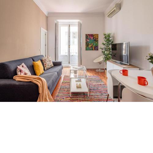 Bright apartment in Gran Vía with balconies INF2Iz3