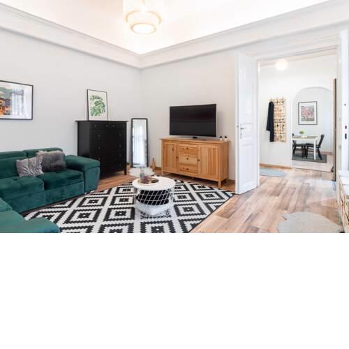 Bright Budapest Apartment Market Hall