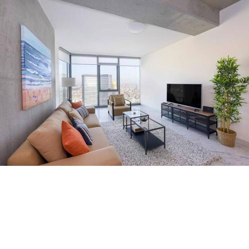Bright Lovely Deluxe 1bd Condopoolviews! #134
