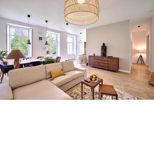 Bright maison in prime location