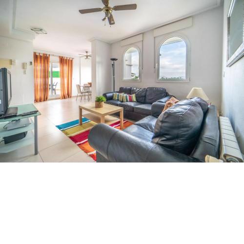 Bright Pool View Penthouse - AA1131LT