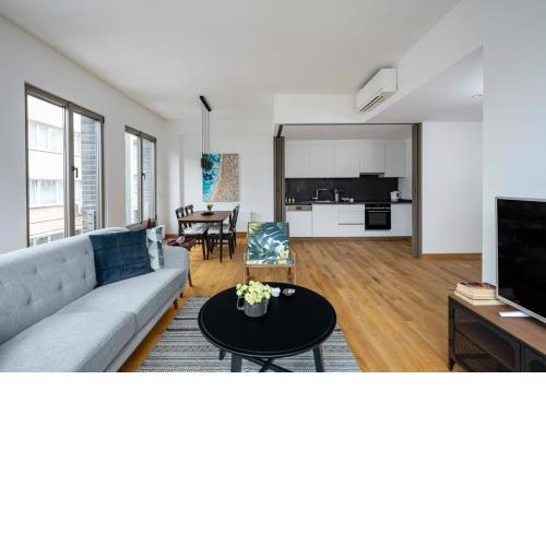Bright Spacious 2bd1bath Private Home! #119