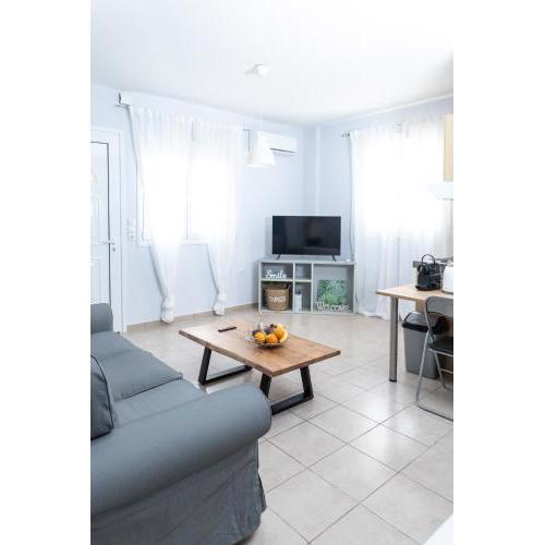 Bright & Stylish Apartment In Heraklion
