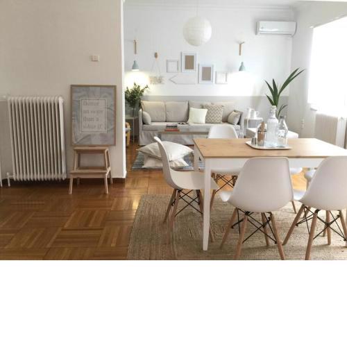 Bright, stylish home in the City of Athens