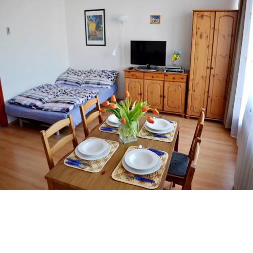 Bronson Apartman