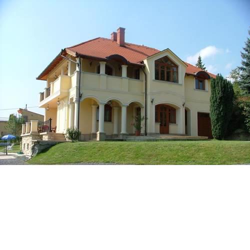 Bruckner Villa Apartman