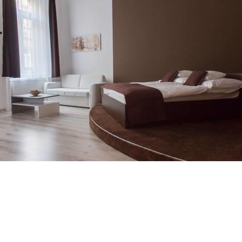 Budapest Center Apartments Luis