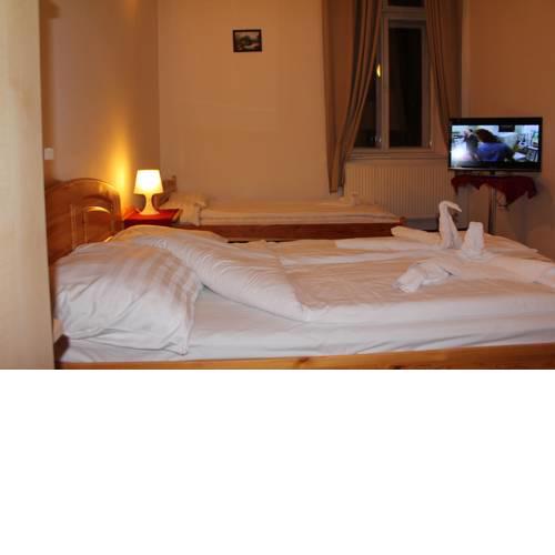 Budapest River Hotel