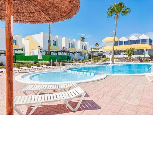 Bungalow Andrea Home con piscina comunitaria relax