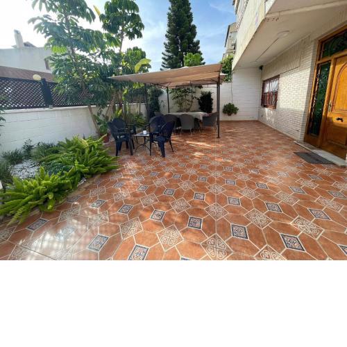 Bungalow familiar con piscina