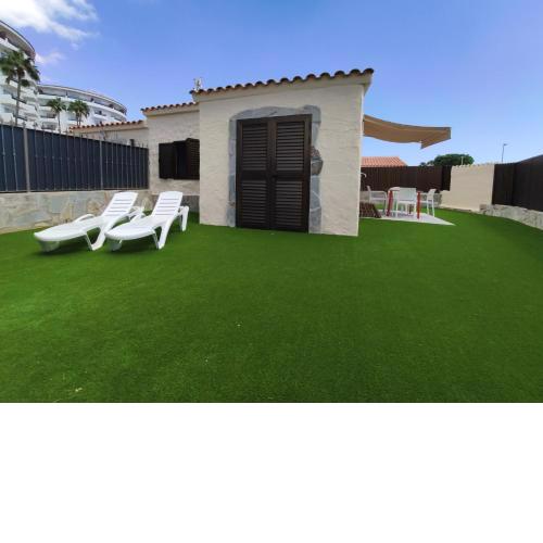 bungalow in the center of playa del ingles