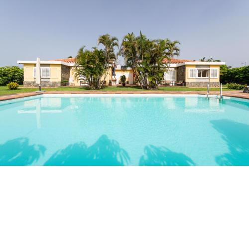 Bungalows Cordial Macaro Beach