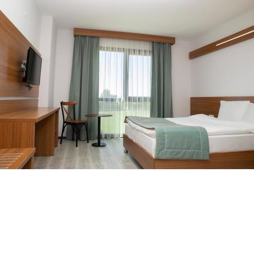 BUSINESS EXPRESS HOTEL