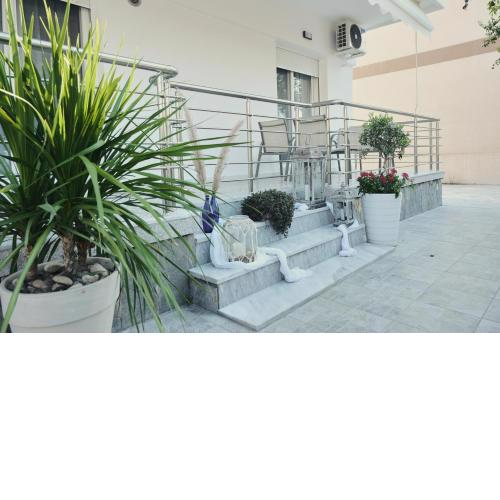 BUTTERFLY SUITES by STELIOS