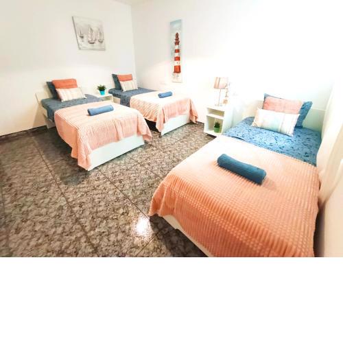 By Plaza Urquinaona Rooms